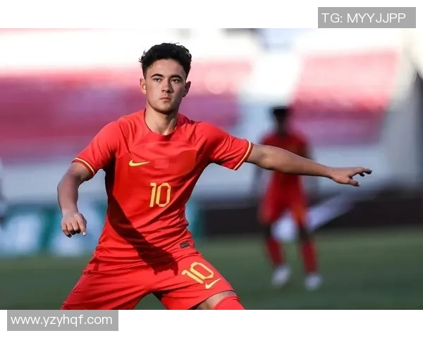 中国足球明星恋情曝光引发热议网友热议背后故事与未来发展